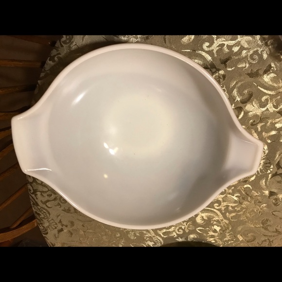 Vintage Pyrex Early American Cinderella Mixing Bowl - Picture 4 of 5